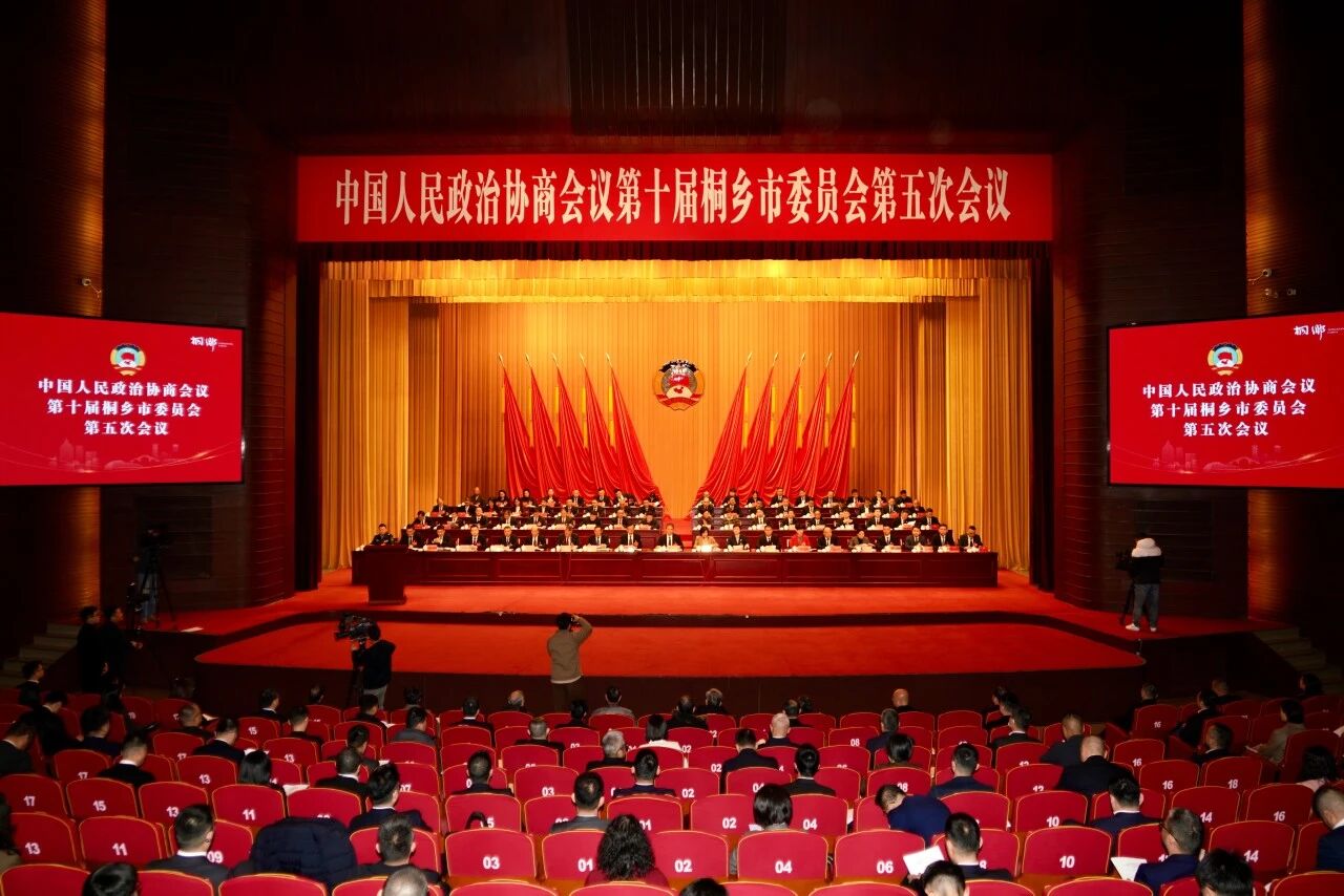 176957596312505355E8.jpg 176957596312505355E8.jpg